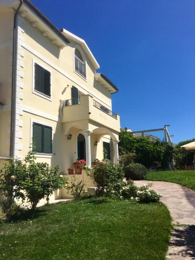 Villa Luce B&B 올비아 외부 사진